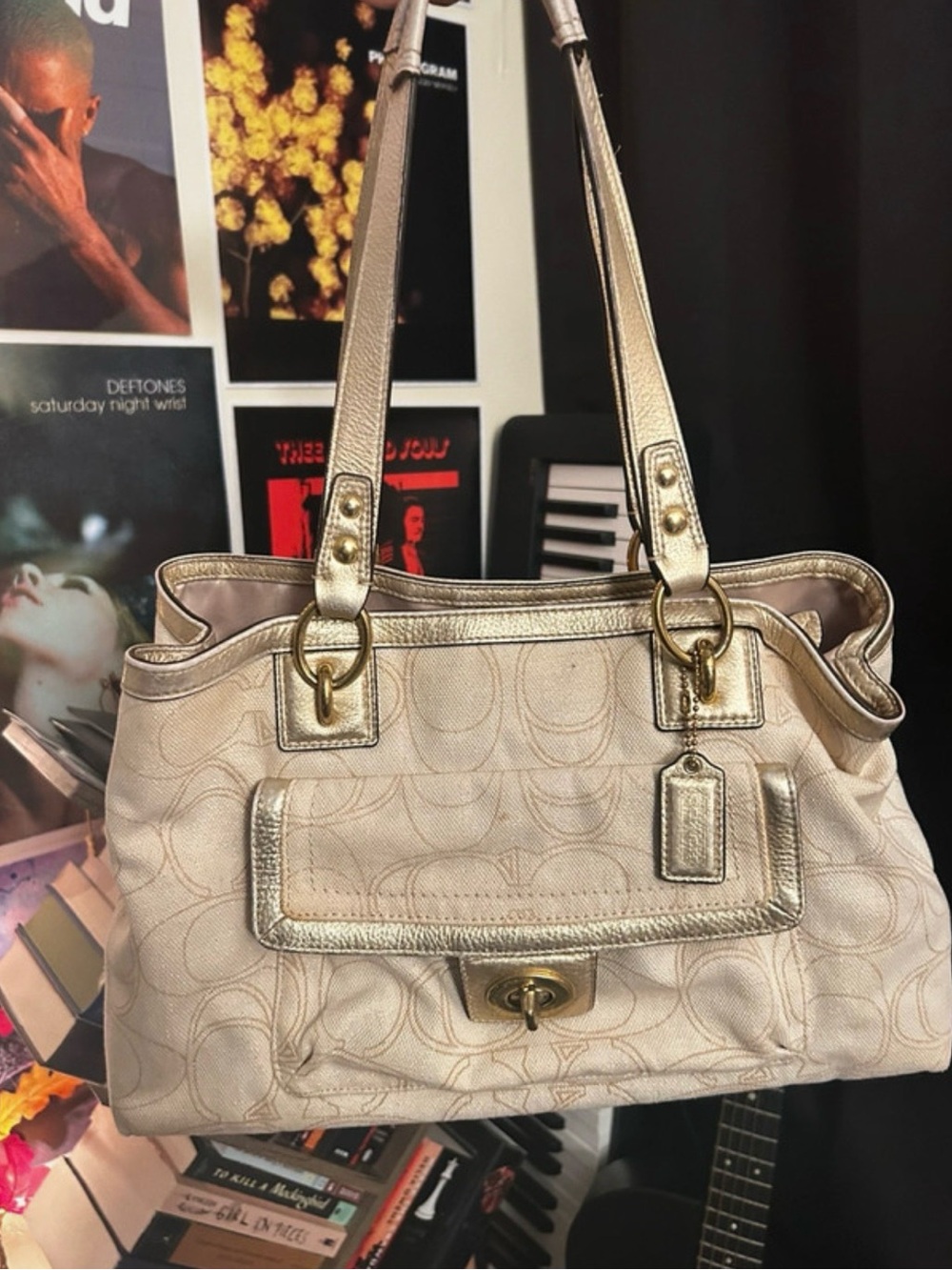 Coach Penelope Signature Shoulder Bag
